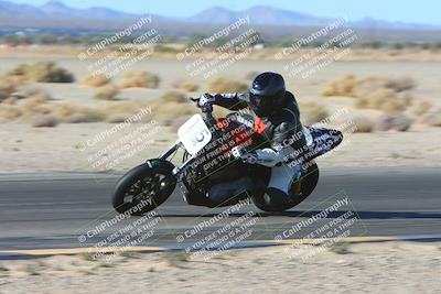 media/Jan-10-2025-CVMA Friday Practice (Fri) [[489e0da257]]/Group 4 and Trackday/Session 2 (Turn 4 Inside)/